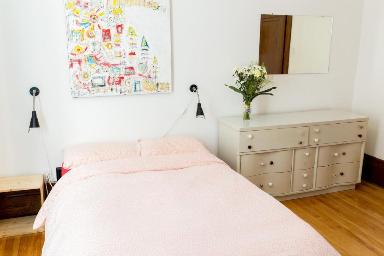 モントリオール Le 9 Et Demi Bed & Breakfast エクステリア 写真